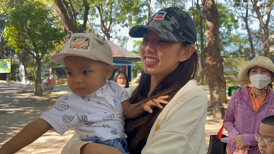 Sau nhiệm kỳ, Thùy Tiên vẫn khiến khán giả bất ngờ với sự năng động của mình.