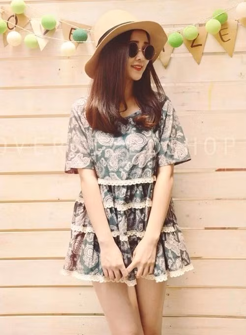Thủy tâm sự:“Mình thích công việc dạy học vì có thời gian thực tập làm giáo viên, được tiếp xúc với nhiều em nhỏ đáng yêu. Song đam mê từ bé của mình là được làm việc trong lĩnh vực nghệ thuật. Vì vậy, mình quyết định trau dồi thêm kiến thức và kỹ năng bằng các khóa học ngắn hạn để tự tin hơn khi đến với nghề”.