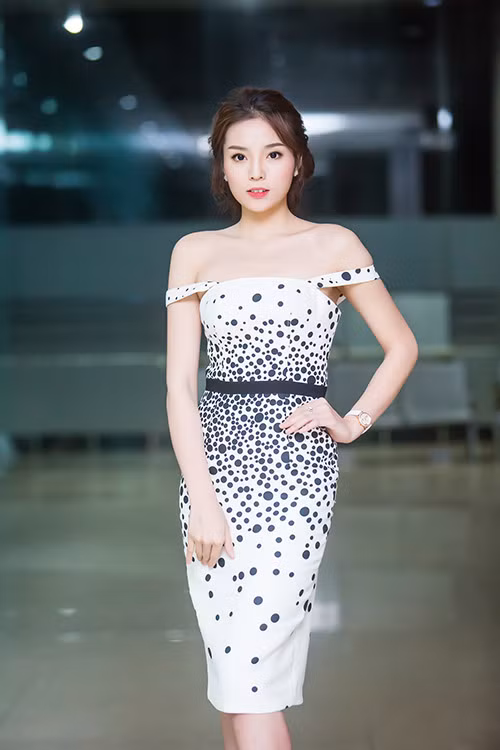 Kỳ Duyên mix đồ cao tay, không còn bị chê khi "đụng hàng" ảnh 1