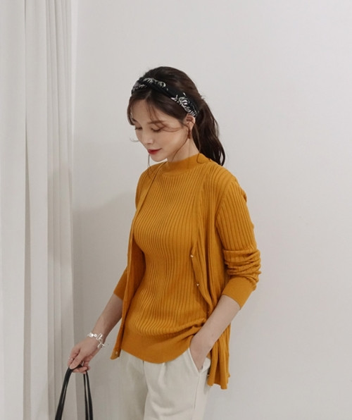4 cách mix cardigan vừa ấm vừa đẹp ngày giao mùa ảnh 2 Empty