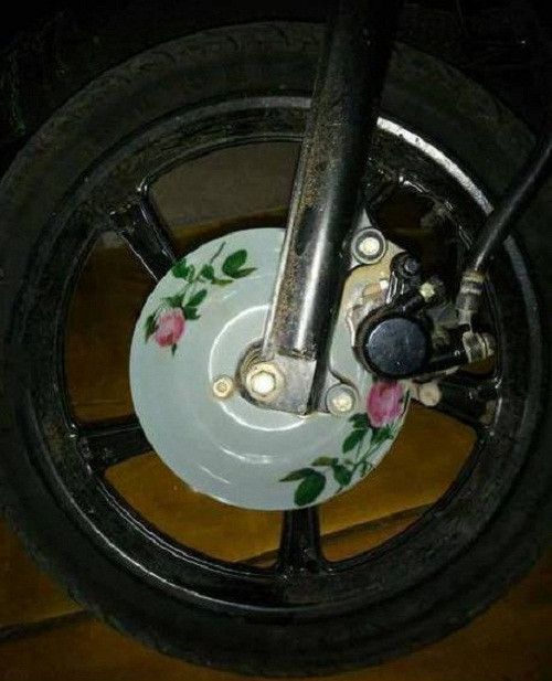 Đúng chuẩn phanh đĩa. giai-phap-chong-dao-tac-moc-trom-cop-xe-7