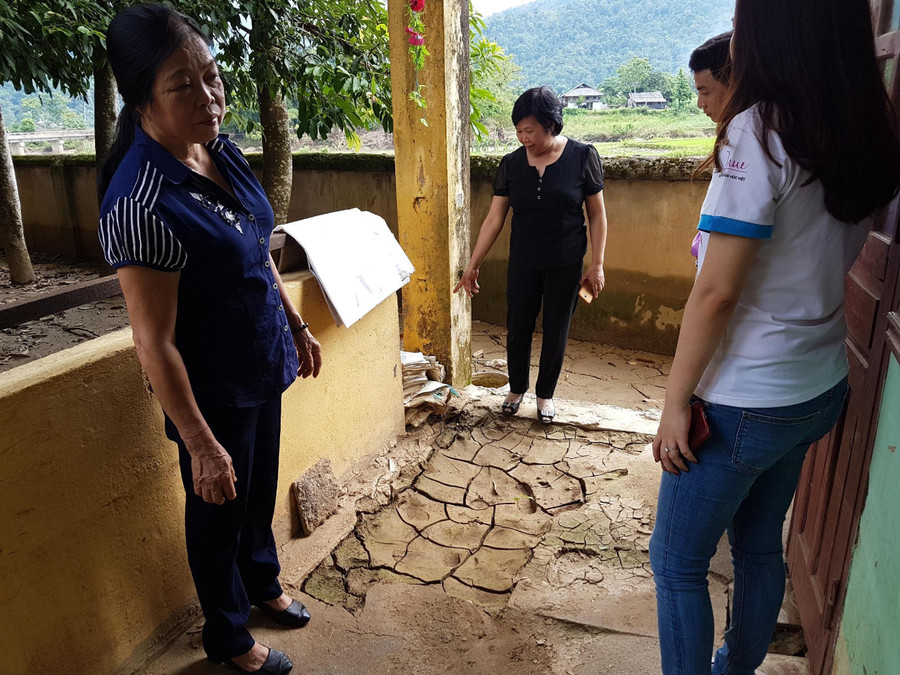 Quỹ VTVV đến thăm tình trạng trường bán trú tiểu học B – xã Thuận Hòa sau cơn lũ lịch sử