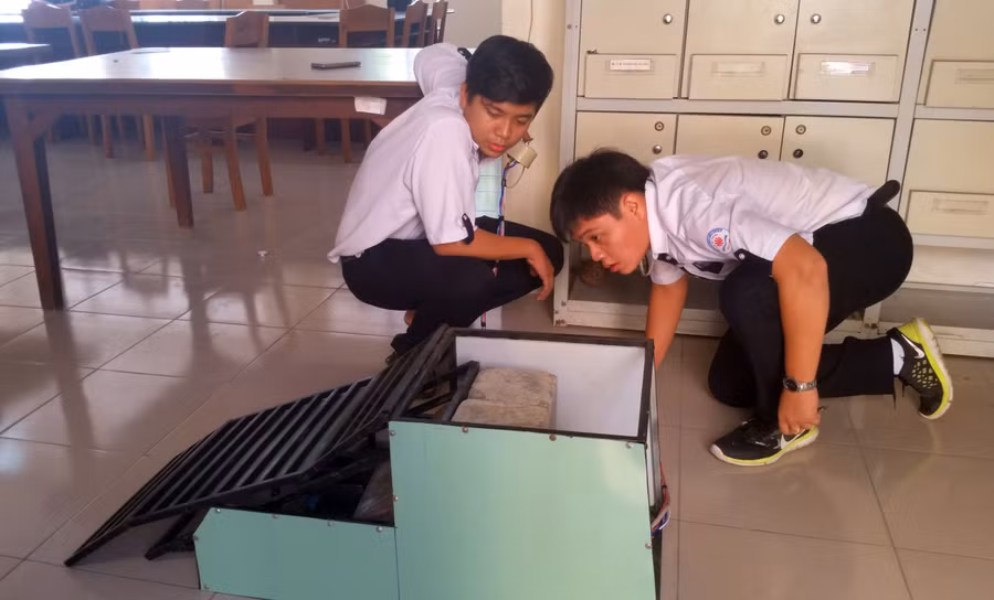 Bậc tam cấp thông minh của đôi bạn thân