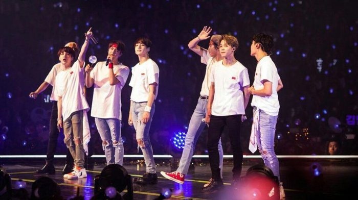 4 điều đáng học hỏi từ nhóm nhạc BTS ảnh 4 Giờ đây, BTS đã thành công nhờ những nỗ lực của mình.