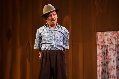 Vai diễn Mười Khó với chất giọng Quảng Nam đã mở ra bước ngoặt mới cho sự nghiệp Trường Giang.