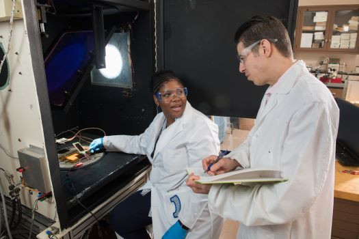 NASA tìm cách thu điện Mặt Trời từ Mặt Trăng và Sao Hỏa ảnh 2 Chú thích ảnh