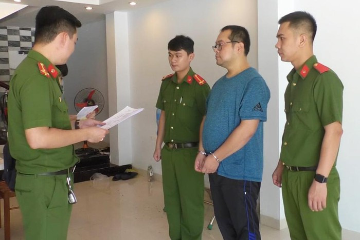 Hành trình vây bắt 5 người Trung Quốc sản xuất clip nóng ở Đà Nẵng ảnh 2 Hành trình vây bắt 5 người Trung Quốc sản xuất clip nóng ở Đà Nẵng ảnh 2