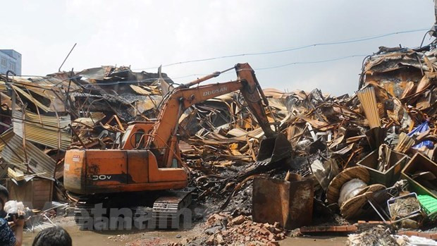 Vụ Rạng Đông: Đã thu gom gần 1.100 tấn vật liệu sau cháy hình ảnh 3 Vu Rang Dong: Da thu gom gan 1.100 tan vat lieu sau chay hinh anh 3