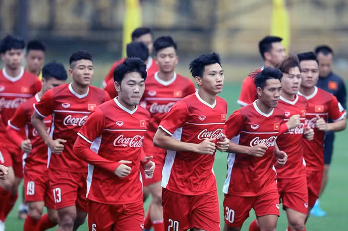 Điểm yếu của tuyển bóng đá Việt Nam