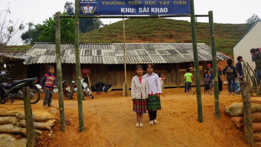 Khu Sài Khao, Trường Tiểu học Tây Tiến