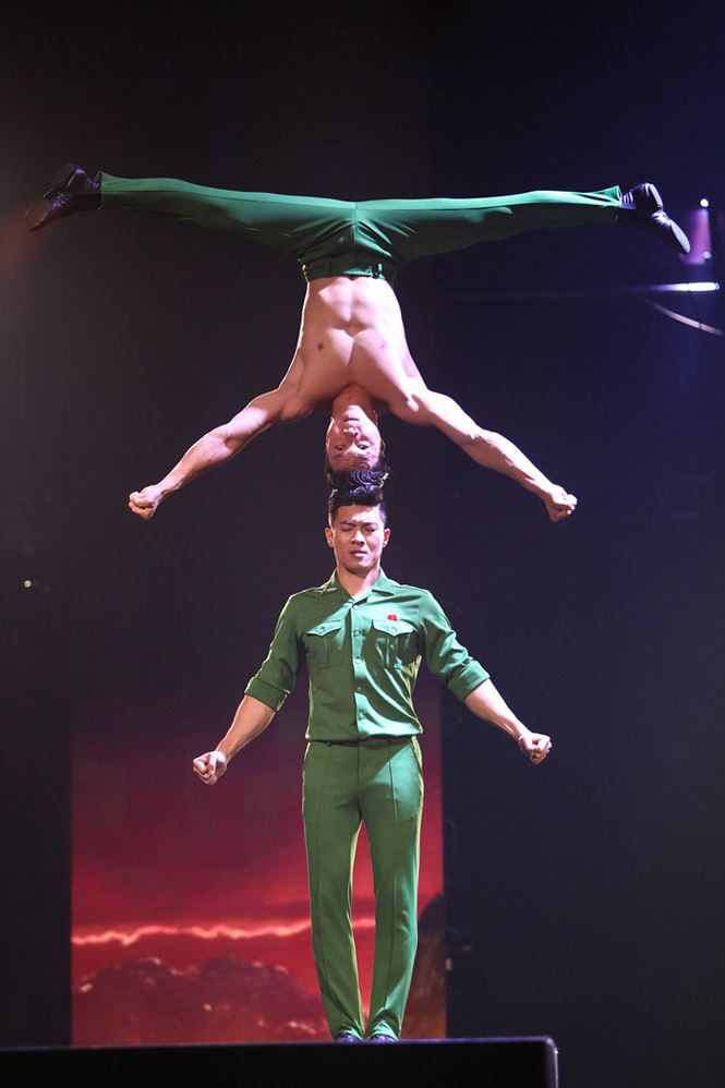 Văn nghệ, một năm vui ảnh 1 Văn nghệ, một năm vui ảnh 1