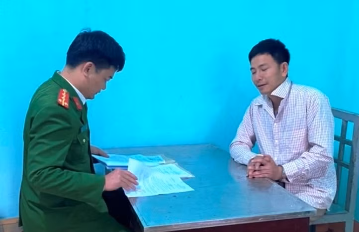 Người bẫy chuột bằng dây điện khiến 2 thanh niên tử vong bị bắt tạm giam. (Ảnh: CATH).