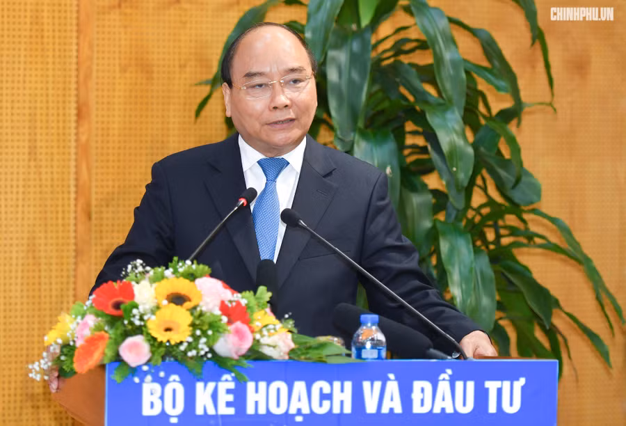 Thủ tướng Nguyễn Xuân Phúc đặt ra 5 bài toán lớn cho Bộ KH&ĐT. Ảnh: VGP/Quang Hiếu.