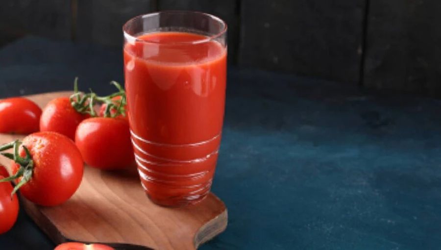 Một trong những lợi ích lớn nhất của nước ép cà chua chính là nguồn protein tự nhiên mà nó cung cấp cho cơ thể. (Ảnh: ITN) 