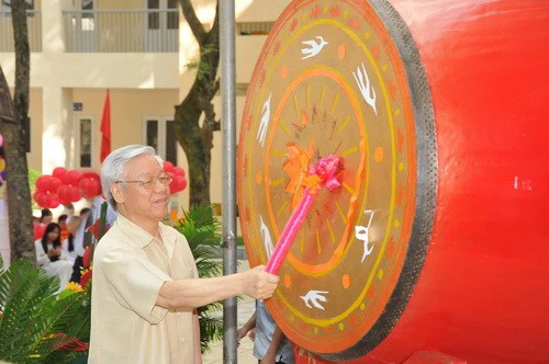 Lời căn dặn chân tình của Tổng Bí thư trong ngày khai giảng 