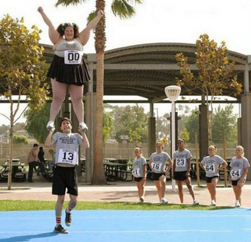 Tội cho chàng trai ấy.