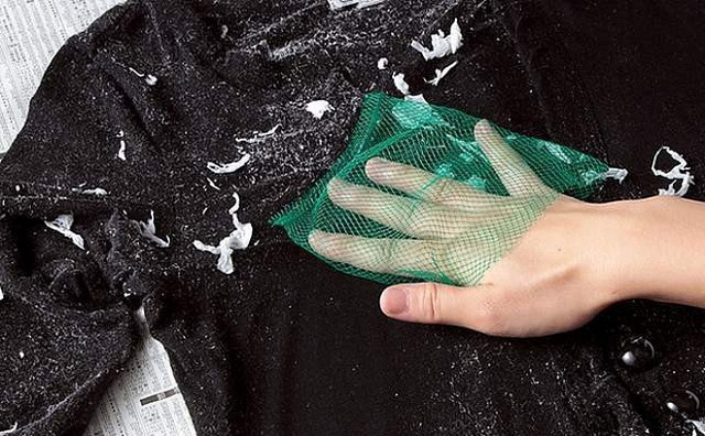 Quần áo cho máy giặt bị dinh vụn trắng – đây là mẹo cứu cánh hiệu quả nhất - Hình 2