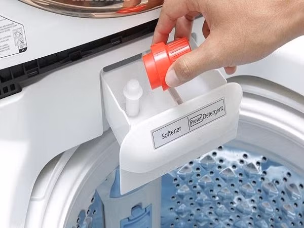 Quần áo cho máy giặt bị dinh vụn trắng – đây là mẹo cứu cánh hiệu quả nhất - Hình 3