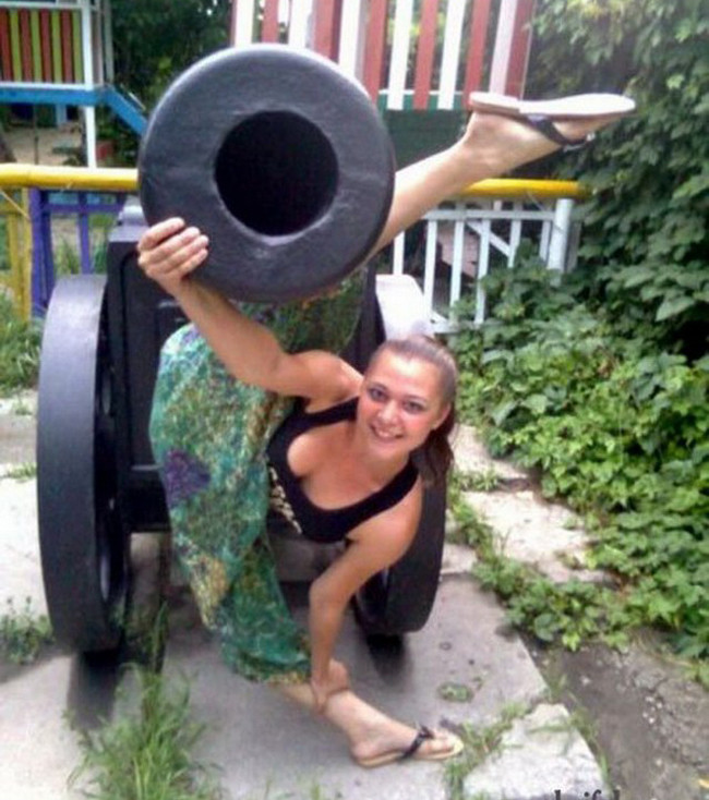 Chóng mặt xem chị em thể hiện tài năng xoạc hình ảnh 7 chong mat xem chi em the hien tai nang xoac hinh anh 7