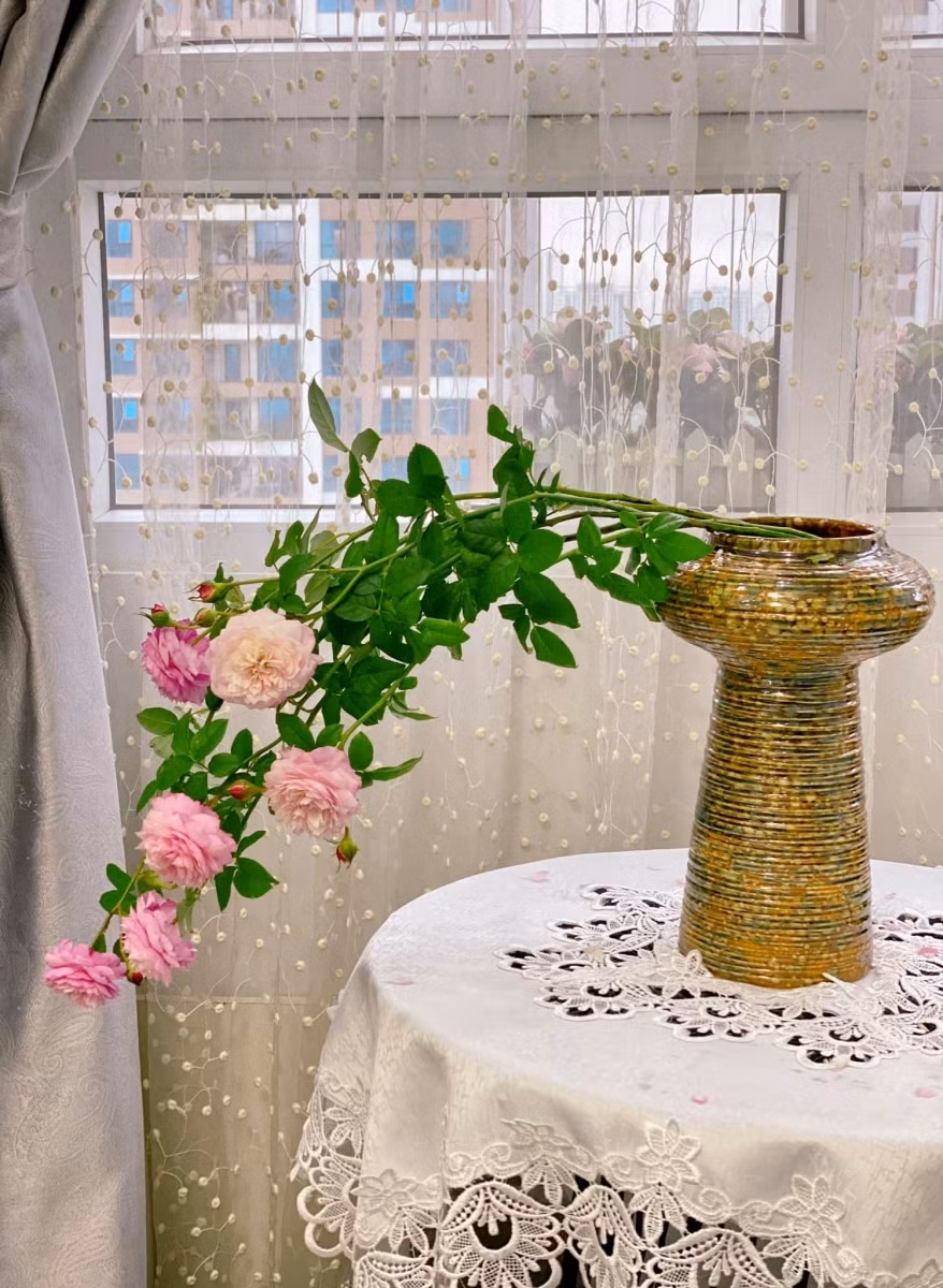 Cách cắm hoa hình đuôi công không dùng xốp ""chuẩn 10 điểm" ảnh 2