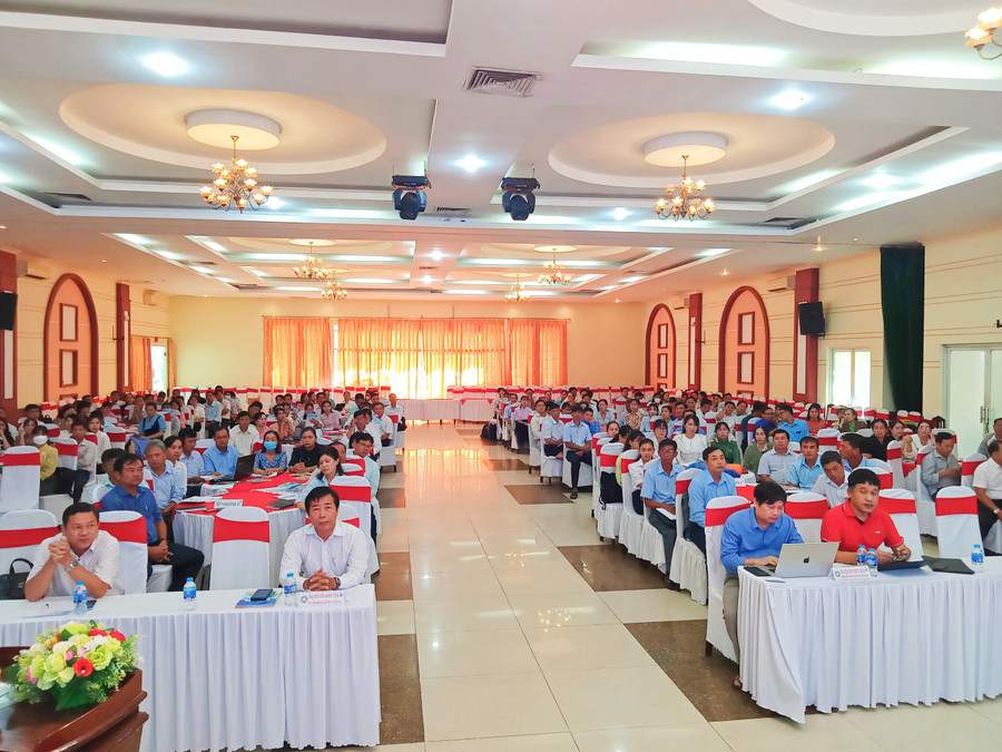 Đại biểu tham dự hội nghị tập huấn Đại biểu tham dự hội nghị tập huấn