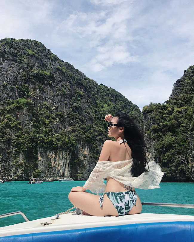 Học ngay 10 kiểu pose dáng này để dành đi biển, chắc chắn bạn sẽ có những tấm ảnh cực xịn - Ảnh 23. Học ngay 10 kiểu pose dáng này để dành đi biển, chắc chắn bạn sẽ có những tấm ảnh cực xịn - Ảnh 23.