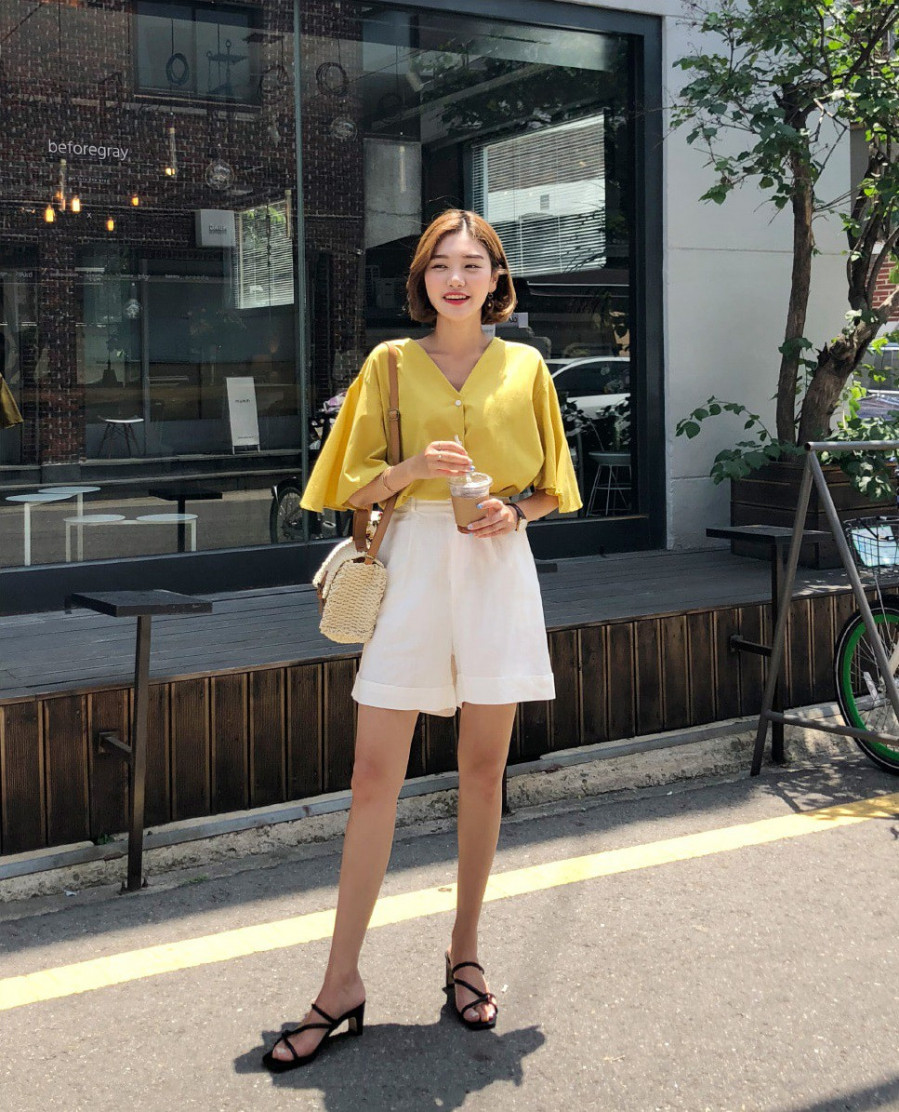5 cách diện quần short vải cho các nàng lung linh, tỏa sáng ảnh 3 5 cách diện quần short vải cho các nàng lung linh, tỏa sáng ảnh 3