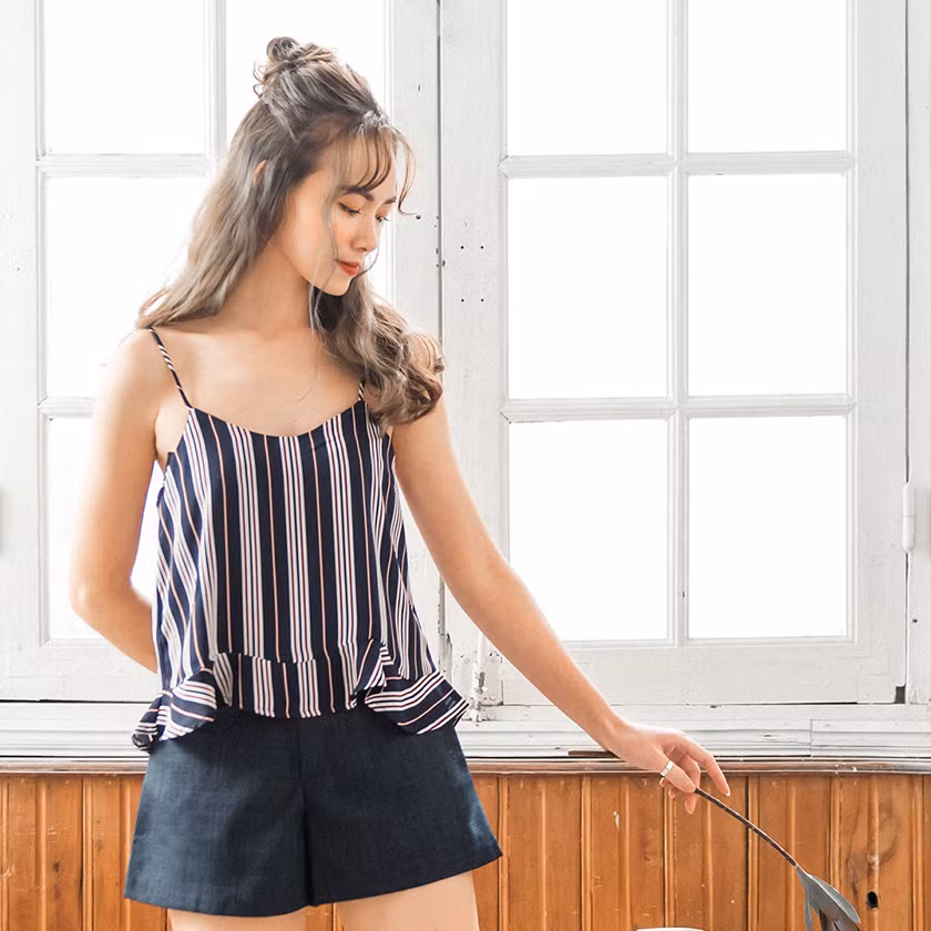 5 cách diện quần short vải cho các nàng lung linh, tỏa sáng ảnh 4 5 cách diện quần short vải cho các nàng lung linh, tỏa sáng ảnh 4