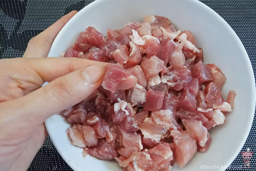 Bí quyết để làm món thịt heo kho trứng tuyệt ngon ảnh 2