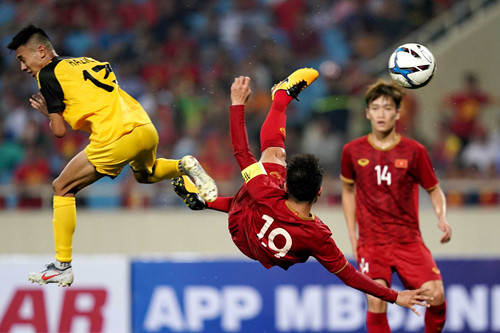 Thai League hụt hẫng trước thông tin Quang Hải đến Tây Ban Nha - ảnh 4