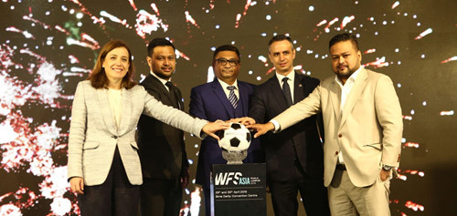 Thai League hụt hẫng trước thông tin Quang Hải đến Tây Ban Nha - ảnh 3