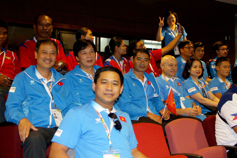 Đoàn thể thao Việt Nam tại lễ khai mạc Đoàn thể thao Việt Nam tại lễ khai mạc