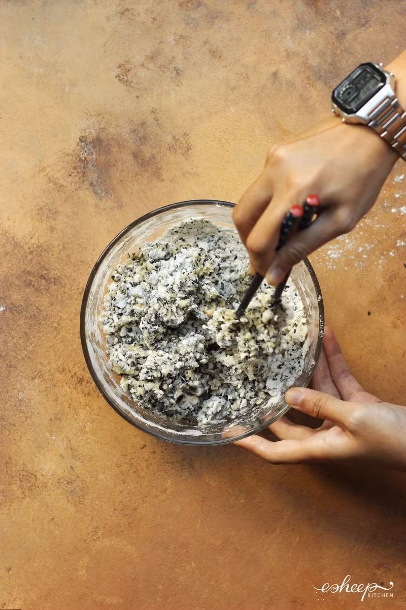 Ngoài chè đậu đỏ, đây là món bánh được hội gái "ế" đua nhau làm trong ngày Thất tịch ảnh 2