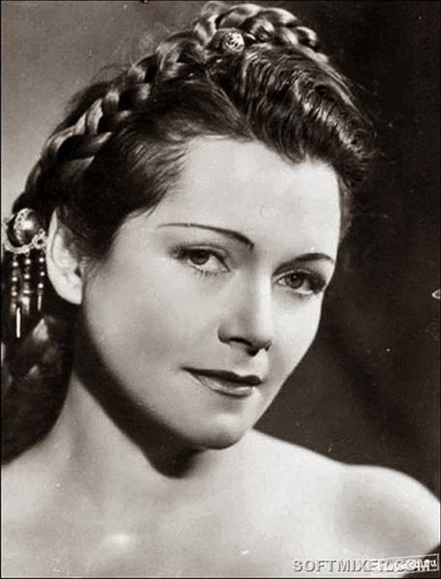 Nữ nghệ sĩ Olga Chekhova