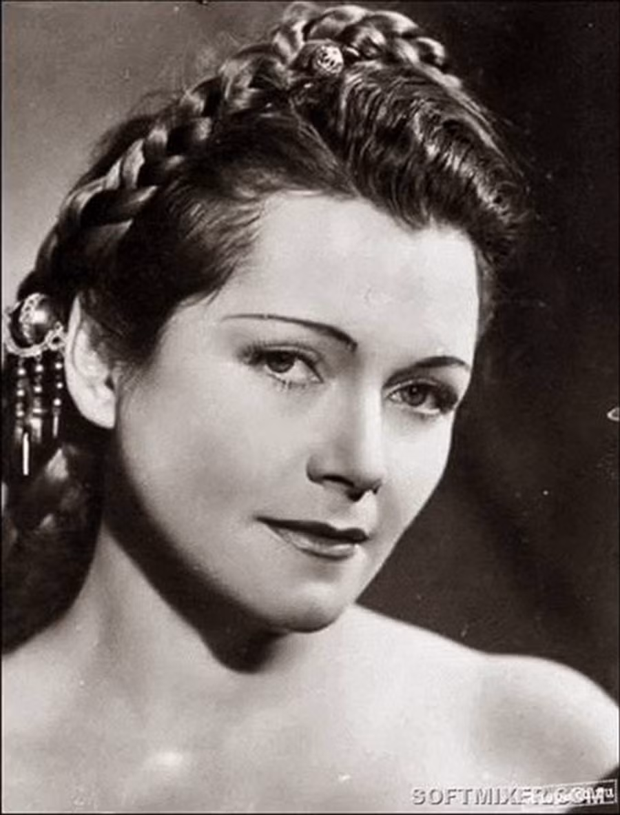 Nữ nghệ sĩ Olga Chekhova