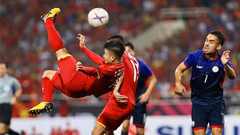 Ai giúp Quang Hải có pha móc bóng ngẫu hứng như trong truyện tranh?