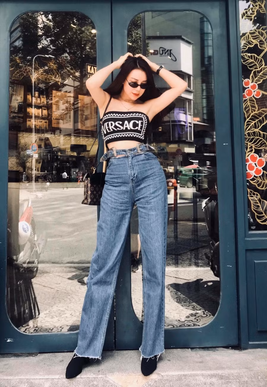 ngoc trinh - tra ngoc hang dung hang phong cach goi cam, ai dep hon? hinh anh 5