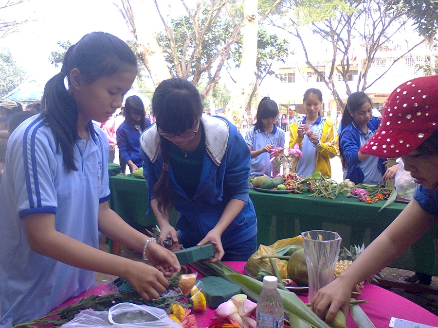 Vẽ màu nhớ đêm giao thừa 