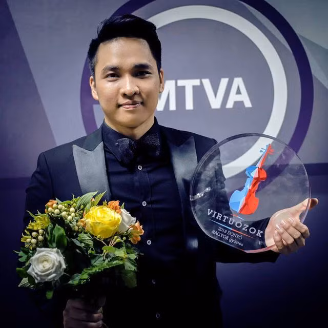 Hai nghệ sĩ trẻ Việt tốt nghiệp đại học danh giá quốc tế gây ấn tượng năm 2018 - 1