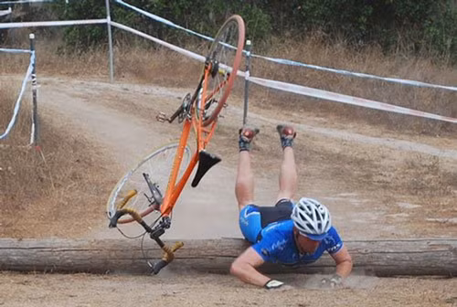 Đi đâu mà vội mà vàng.