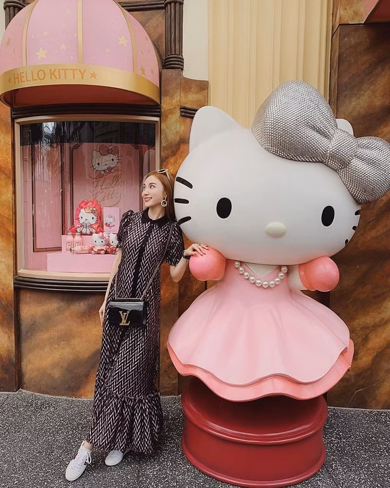 Thời tiết giao mùa muốn mặc đẹp và chất hãy học Văn Mai Hương, Jun Vũ-3