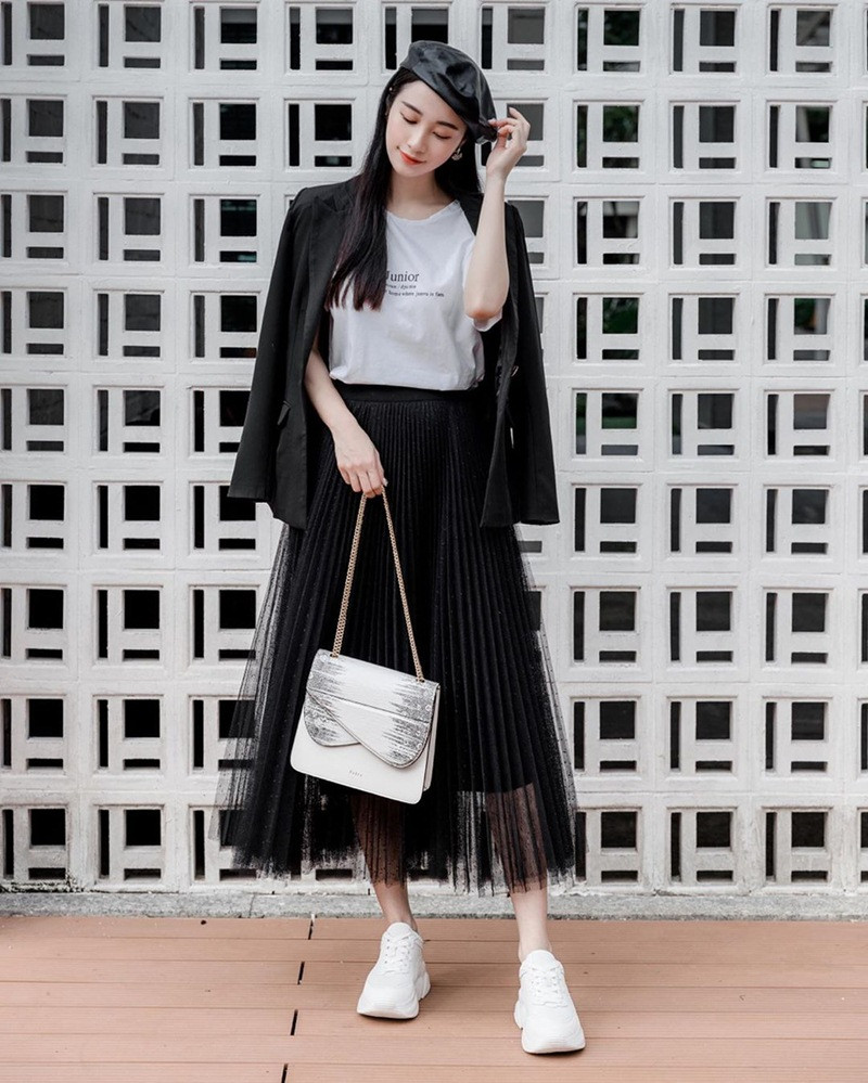 Học Văn Mai Hương, Jun Vũ cách mặc đẹp lúc thời tiết giao mùa ảnh 5 Thời tiết giao mùa muốn mặc đẹp và chất hãy học Văn Mai Hương, Jun Vũ-5