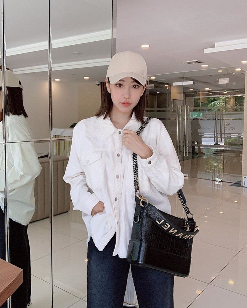 Học Văn Mai Hương, Jun Vũ cách mặc đẹp lúc thời tiết giao mùa ảnh 8 Thời tiết giao mùa muốn mặc đẹp và chất hãy học Văn Mai Hương, Jun Vũ-8