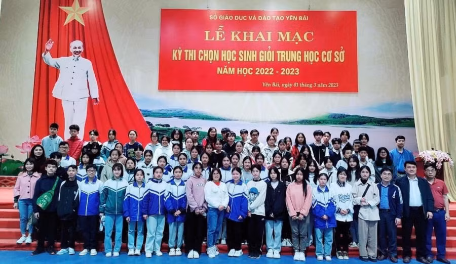 Đội tuyển dự thi của huyện Lục Yên.