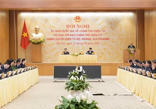 Thủ tướng: Xây dựng Chính phủ điện tử, không để bộ máy phình ra, thủ tục phức tạp hơn