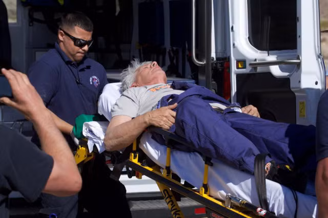 Tự chế tên lửa phóng mình lên không trung để chứng minh “trái đất phẳng“