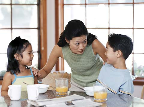 Những thời điểm bố mẹ nhất định không nên mắng con - Ảnh 3