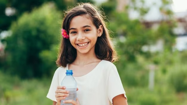 Thực hiện tất cả các biện pháp phòng ngừa để tránh xa muỗi là bước quan trọng nhất mà cha mẹ có thể thực hiện để bảo vệ trẻ. (Ảnh: ITN). Thực hiện tất cả các biện pháp phòng ngừa để tránh xa muỗi là bước quan trọng nhất mà cha mẹ có thể thực hiện để bảo vệ trẻ. (Ảnh: ITN).