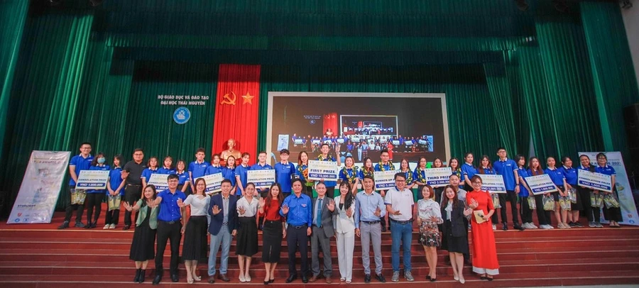 Cuộc thi “Tiếng anh trong sinh viên - Star awards 2021” tạo sân chơi trao đổi học tập ngoại ngữ cho đoàn viên, sinh viên.