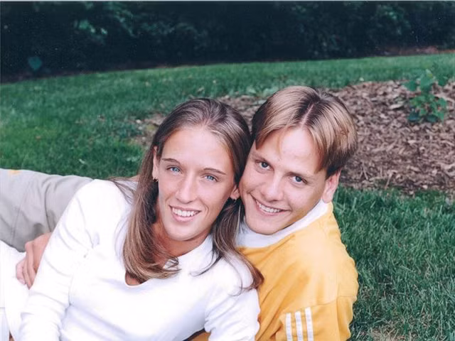 chong dau don khi vo bi sat hai, 8 nam sau su that he lo nho manh kinh ap trong - 3